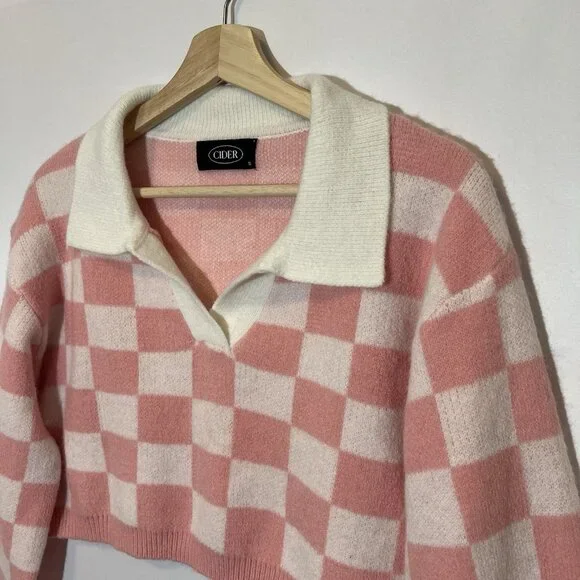 Cider Women's Crop Sweater Pink Checkerboard Small Size  Long Sleeves - Picture 6 of 7